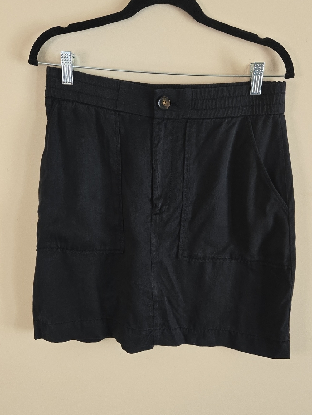 LOFT Black Linen Blend Mini Skirt Minimalist Coastal Casual Elastic Waist - Picture 2 of 7